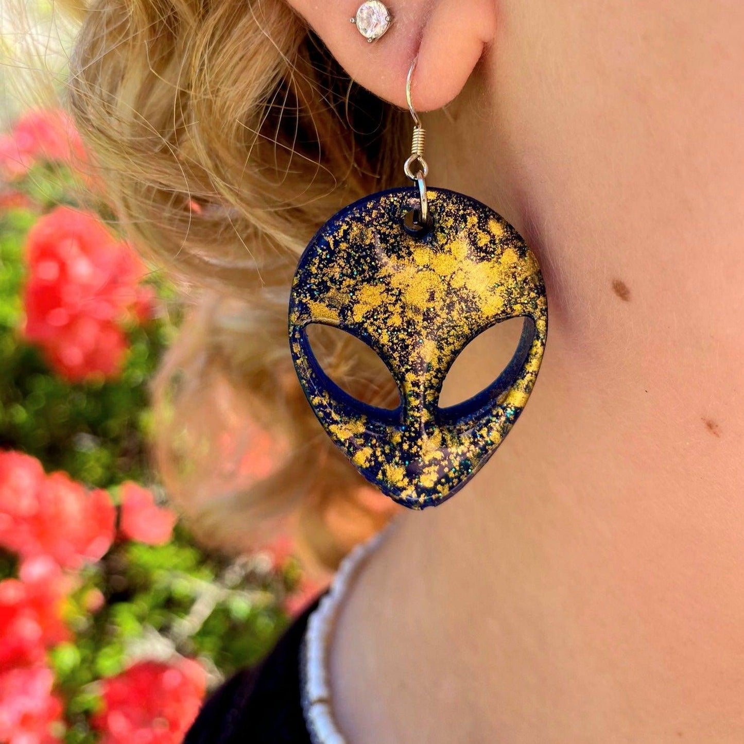 Cosmic Steve deep blue and gold spatter. Glow in the dark. - Strawberry Moon Jewellery