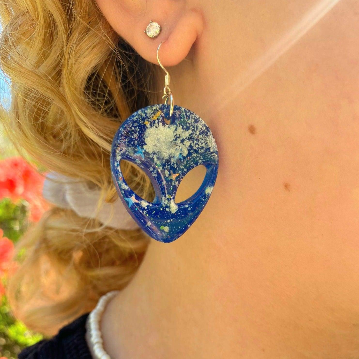 Cosmic Steve deep blue and silver spatter earrings. Glow in the dark. - Strawberry Moon Jewellery 